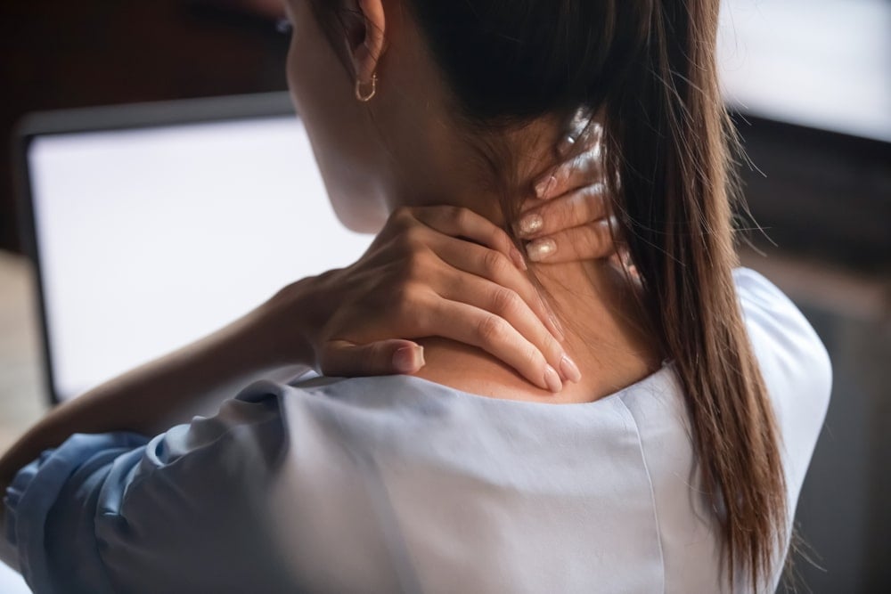 Neck Pain From Poor Posture at Work: Causes and Solutions